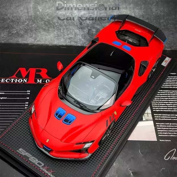 MR Models Ferrari Sf90 Xx Stradale Spider 2024 Con Vetrina With Showcase 1:18 FE041SE1