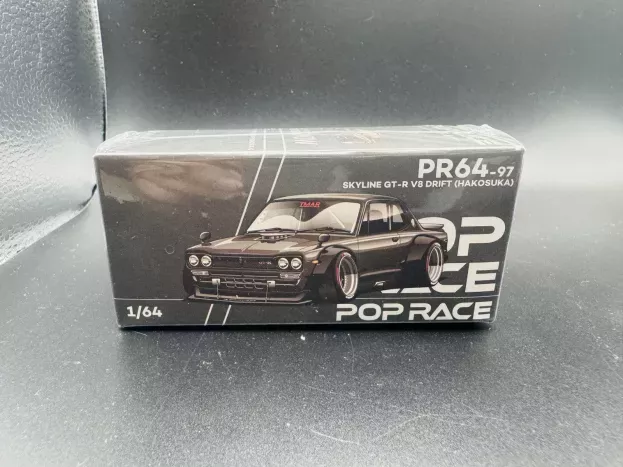 Pop Race Nissan Skyline Gt-r r34 V8 Drift Pandem 1973 1:64 PR640097