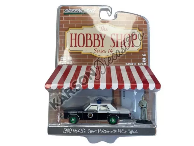 Greenlight Ford Crown Victoria Ltd With Police Officer 1990 1:64 97140D
