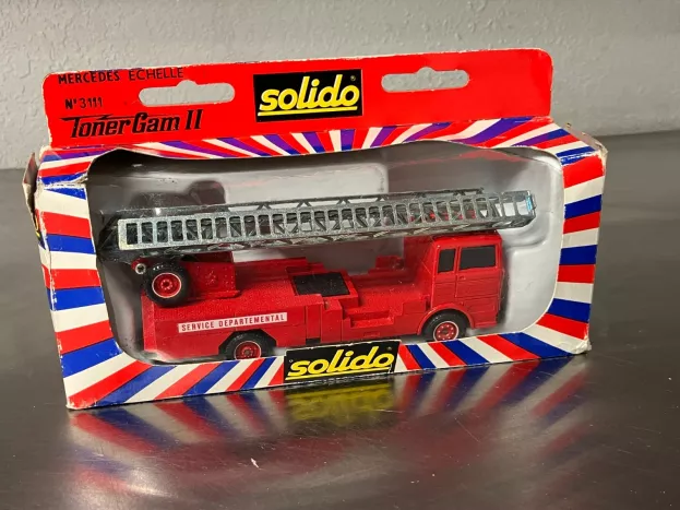 Solido Mercedes Truck Fire Engine 1:50 3111