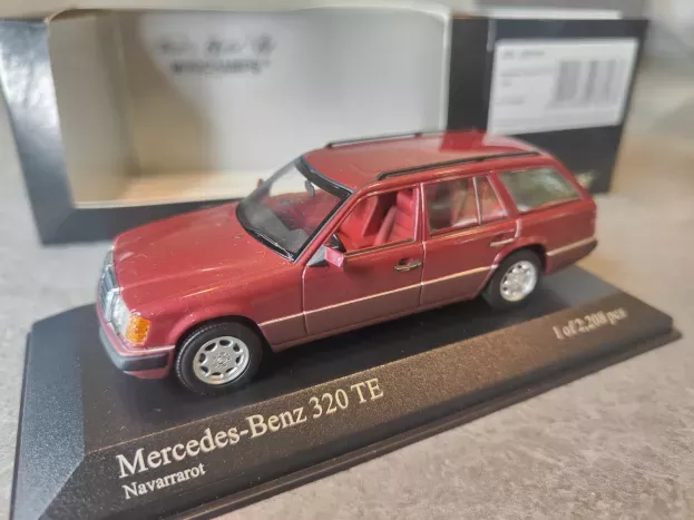 Minichamps Mercedes 320te Station Wagon w124 1990 1:43 400037010