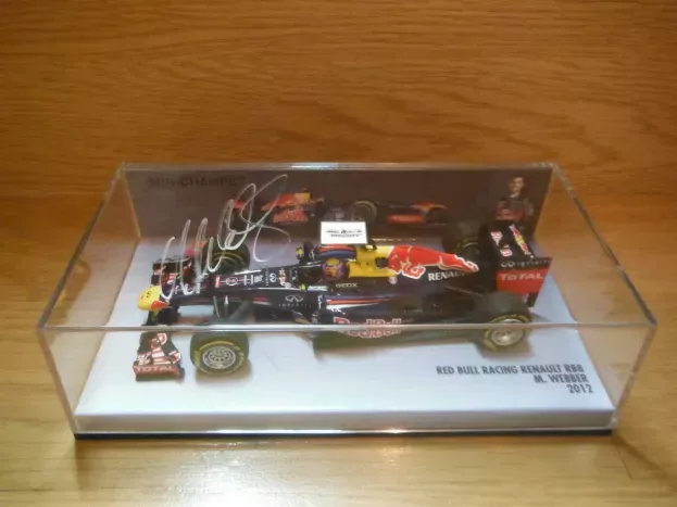 Minichamps Red Bull F1 Rb8 N 2 Showcar 2012 Mark Webber 1:43 410120002
