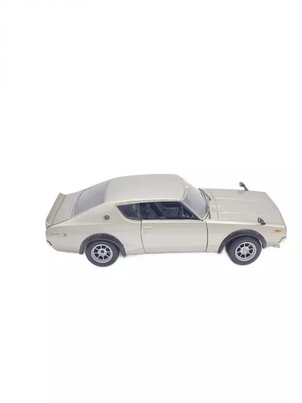 Kyosho Nissan Skyline 2000 Gt-r Kpgc110 1:18 08254S