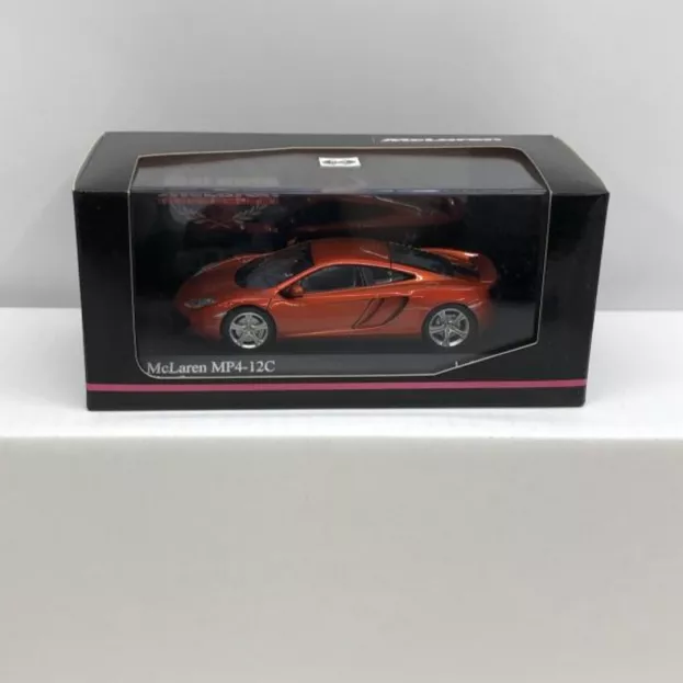 Minichamps Mclaren Mp4 12c Roadcar 2011 1:43 530133020