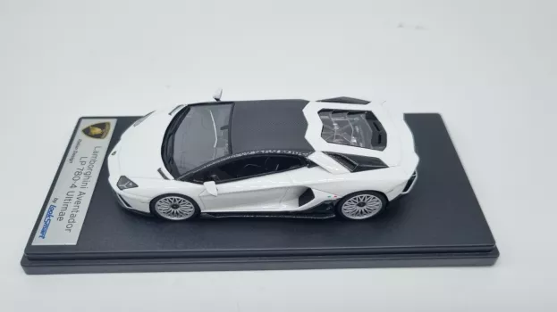 Looksmart Lamborghini Aventador Lp780-4 Ultimae 2021 1:43 LS525B