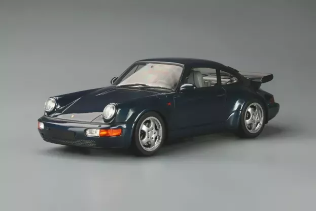 GT Spirit Porsche 911 964 Turbo S 3.3 Coupe 1991 1:18 GT315
