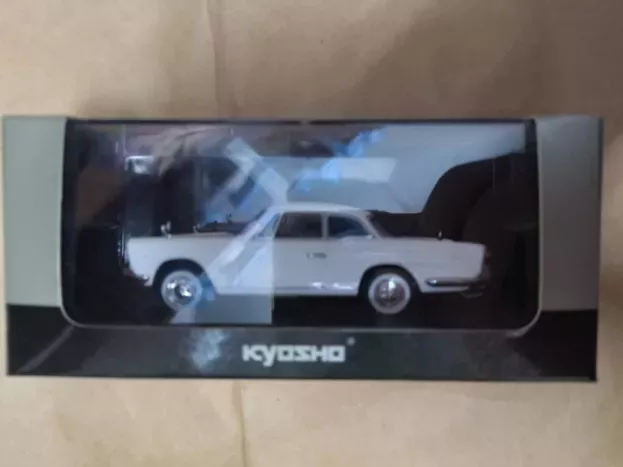 Kyosho Nissan Prince Skyline Sport Coupe 1964 1:43 03231W