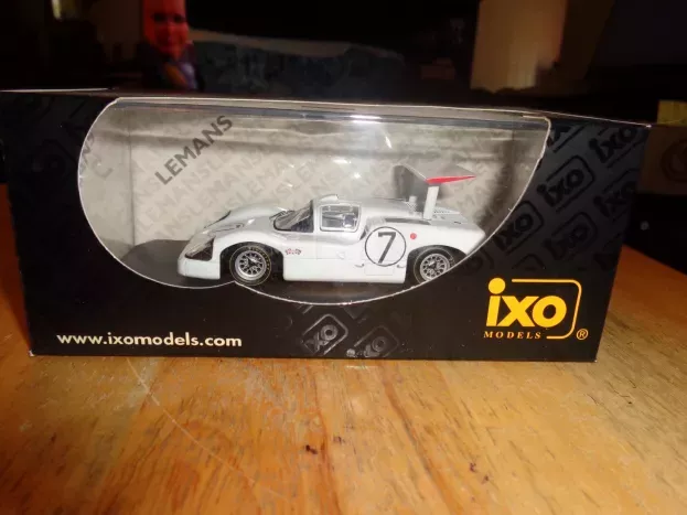 IXO Models Chaparral 2f N 7 Le Mans 1967 P.hill M.spence 1:43 LMC091