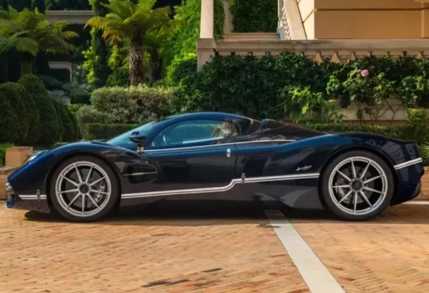 BBR Pagani Utopia 2022 1:43 BBRC274G