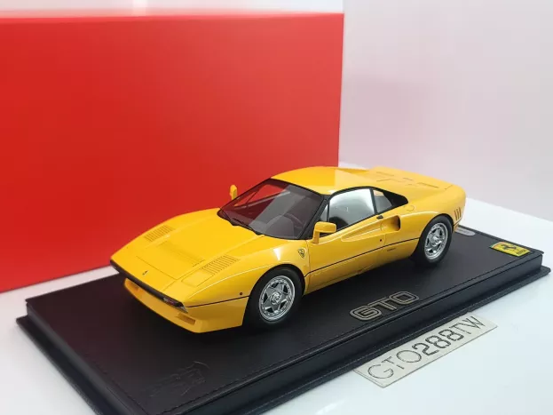 BBR Ferrari 288 Gto 1984 1:18 P18112B