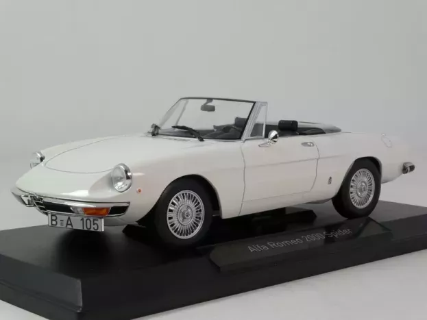 Norev Alfa Romeo Duetto 2000 Spider 1978 1:18 187882