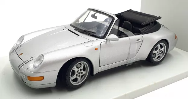 UT Models Porsche 911 993 Cabriolet 1:18 27807