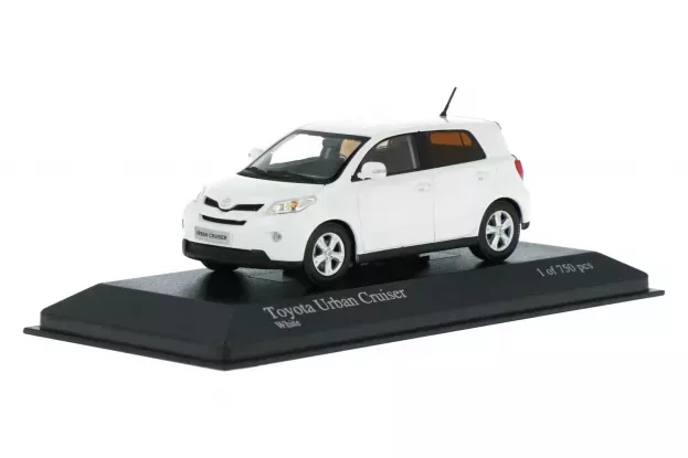 Minichamps Toyota Urban Cruiser 2009 1:43 400166960