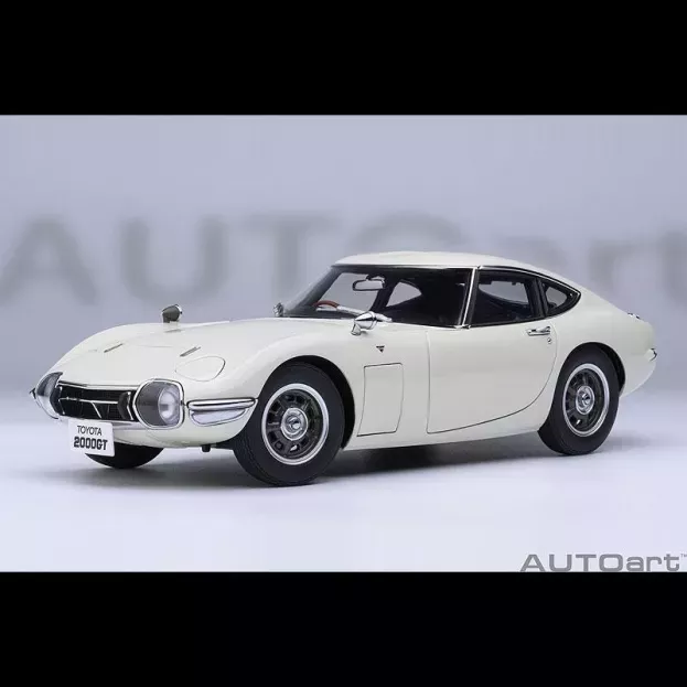 AUTOart Toyota 2000gt 1967 1:18 79546