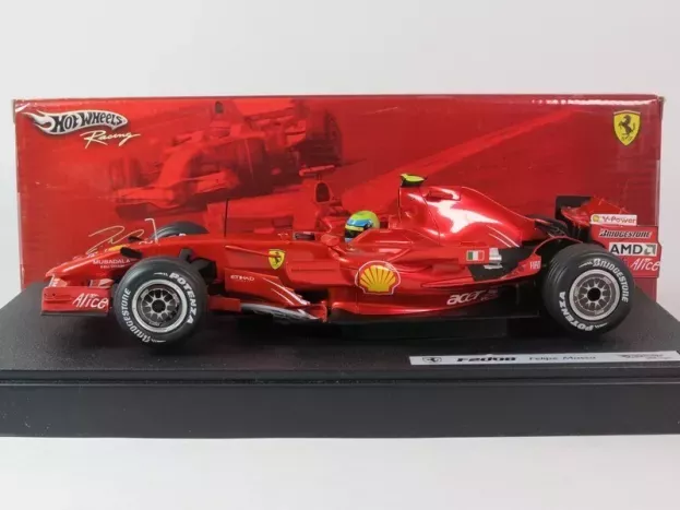 Hot Wheels Ferrari F1 F2008 N 2 Season 2008 F.massa 1:18 M0549