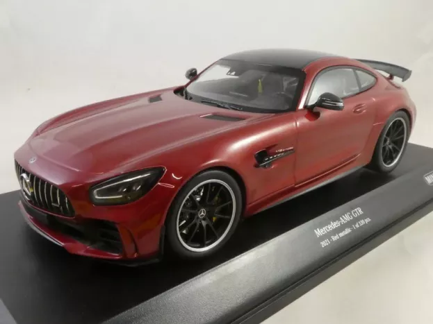 Minichamps Mercedes Gt-r Amg V8 Biturbo 2021 1:18 155036027