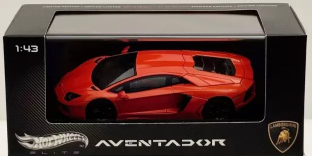 Hot Wheels Lamborghini Aventador Lp700-4 2011 1:43 V7429