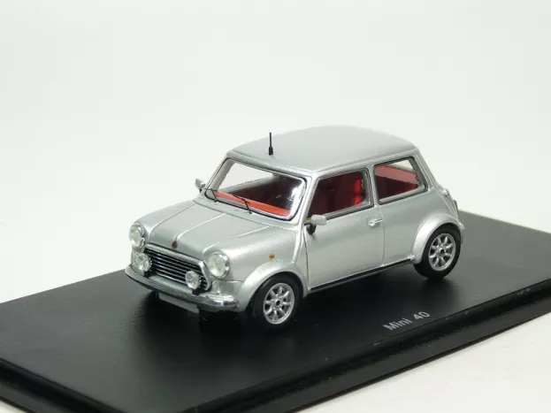 Spark Mini 40 1999 1:43 S2647
