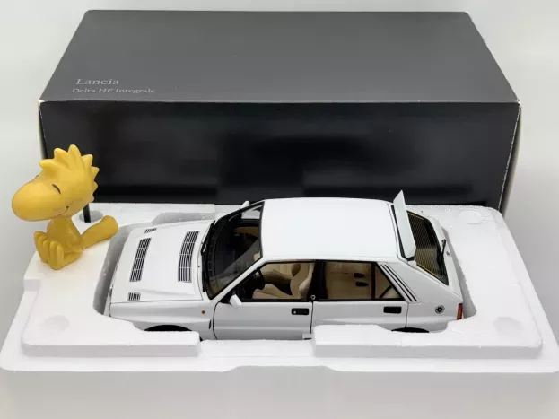 Kyosho Lancia Delta Hf Integrale Evoluzione Ii 1992 1:18 08343W