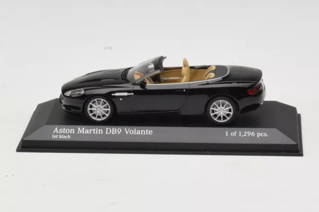 Minichamps Aston Martin Db9 Volante Cabriolet 2009 1:43 400137330