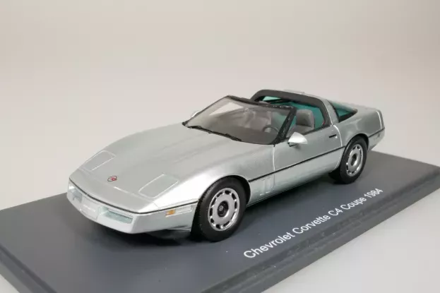 Schuco Chevrolet Corvette C4 Open Roof 1984 1:43 450926400