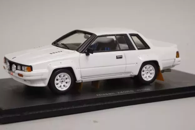Spark Nissan 240rs 1983 1:43 KBS012