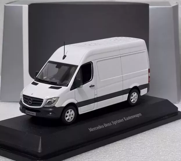 Premium Classixxs Mercedes Sprinter Panel Van 2013 1:43 B66004639
