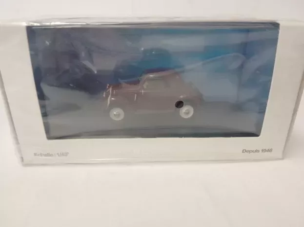 Norev Simca 5 1:43 570701