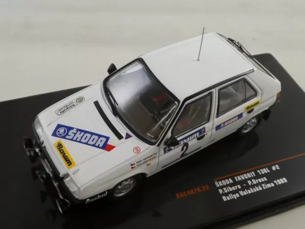 IXO Models Skoda Favorit 136l N 2 Rally Valasskaa Zima 1989 P.sibera P.gross 1:43 RAC407B.22