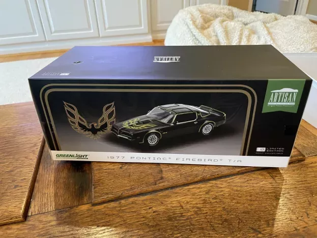Greenlight Pontiac Firebird Trans-am 1977 1:18 19098