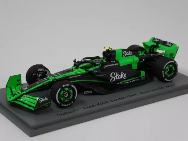 Spark Sauber F1 C44 Team Stake Kick N 24 Bahrain Gp 2024 Zhou Guanyu 1:43 S9516