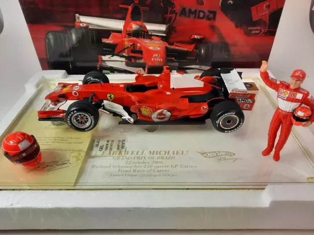 Hot Wheels Ferrari F1 F248 N 5 Sao Paulo Brazil Gp 2003 Michael Schumacher 21-oct-2006 With Helmet And Figure 1:18 J2996
