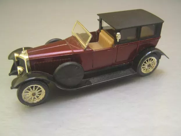 Solido Panhard Levassor 8cyl 35cv 1925 1:43 140