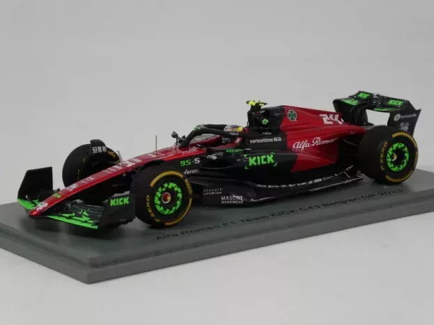 Spark Alfa Romeo F1 C43 Team Orlen N 24 Belgium Gp 2023 Guanyu Zhou 1:43 S8922