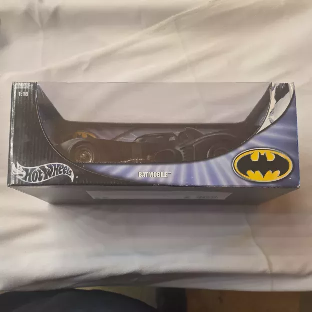 Hot Wheels Batman Batmobile 1989 1:18 B6046