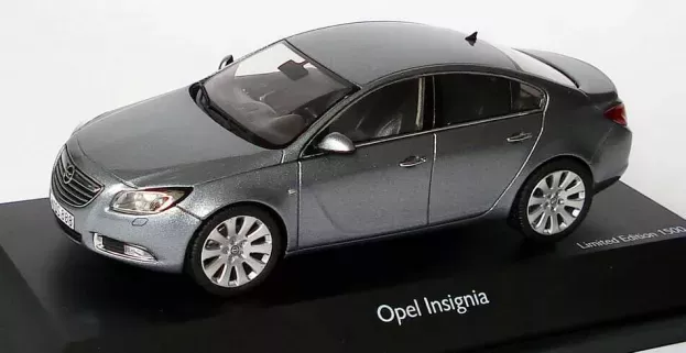 Schuco Opel Insignia 2009 1:43 7262