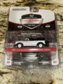 CHASE 2021 Ford Bronco First Edition White 1:64 Scale Model - Greenlight 37270F