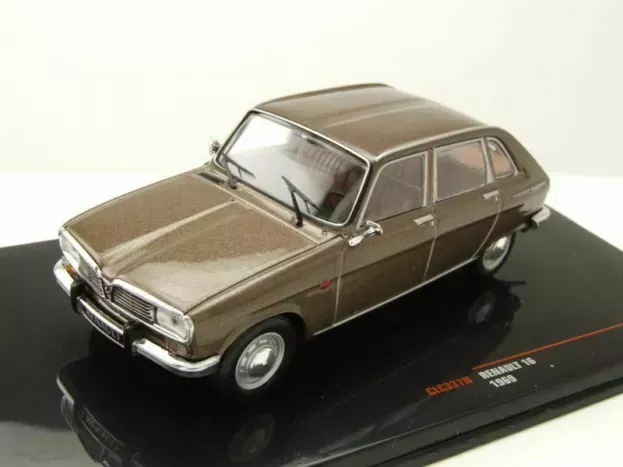 IXO Models Renault R16 1969 1:43 CLC337N