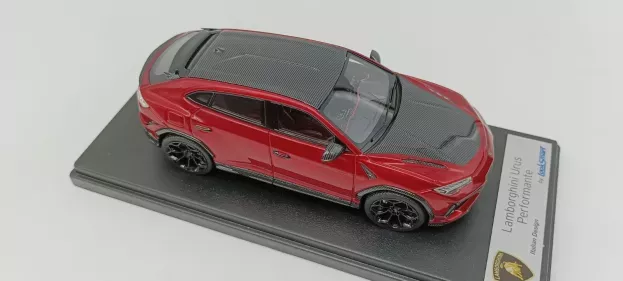 Looksmart Lamborghini Urus Performante 2022 1:43 LS537D