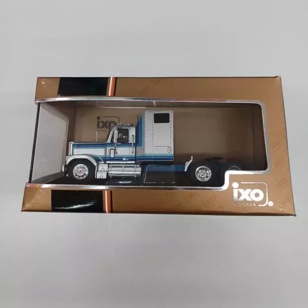 IXO Models Gmc General Tractor Truck 3-assi 1980 1:64 64TR003