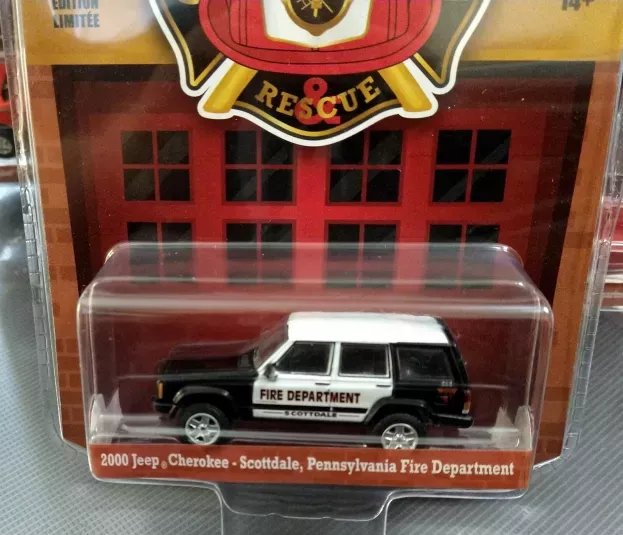 Greenlight Jeep Cherokee Pennsylvania Fire Engine 2000 1:64 67020D