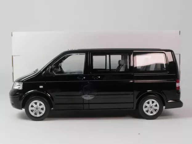 Norev Volkswagen T5 Multivan Minibus 2003 1:18 188600