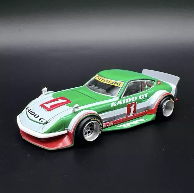 Mini-GT Datsun Fairlady Z N 1 Kaido Gt V1 Coupe 1975 1:64 KHMG030