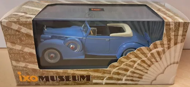 IXO Models Packard Victoria Cabriolet Open 1938 1:43 MUS075
