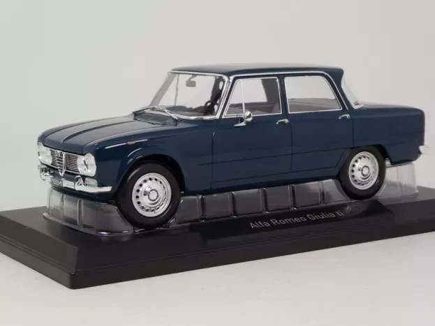 Norev Alfa Romeo Giulia Ti 1964 1:18 187971