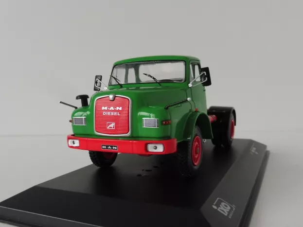 IXO Models Man 19.280h Tractor Truck 2-assi 1971 1:43 TR037