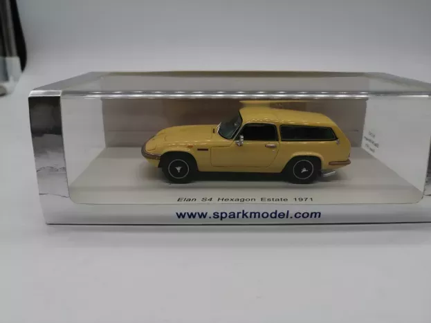 Spark Lotus Elan S4 Hexagon Estate 1971 1:43 S1241