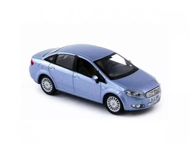 Norev Fiat Linea 2006 1:43 770400