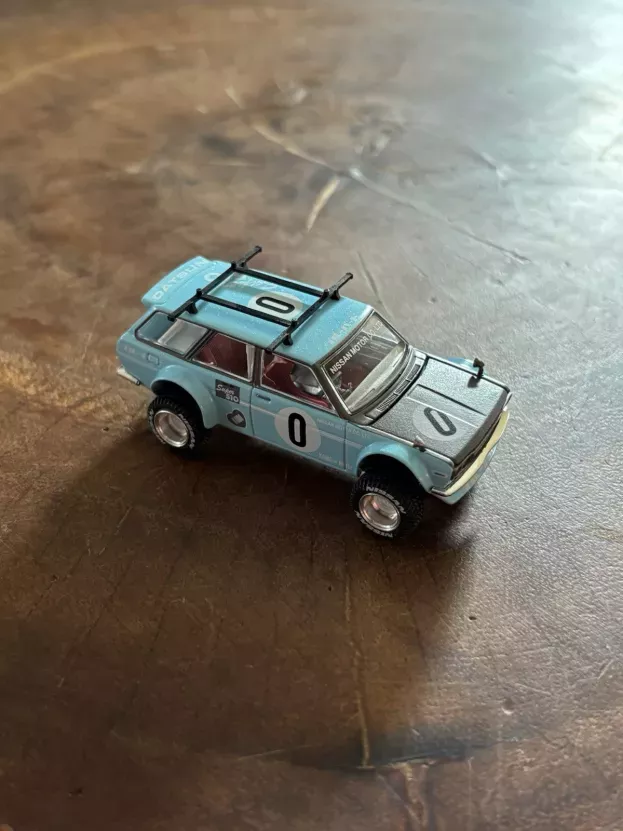Mini-GT Datsun 510 Kaido House N 0 Sw Station Wagon Surf Safari 1972 1:64 KHMG092