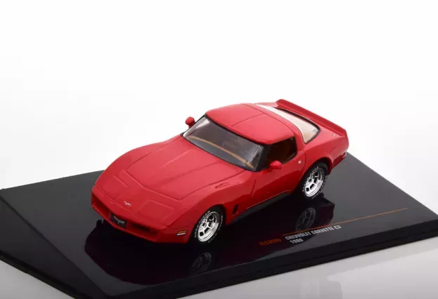 IXO Models Chevrolet Corvette C3 Coupe 1980 1:43 CLC309N